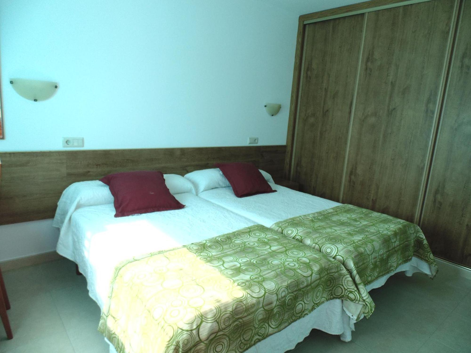 Apartamentos Outeiro Пуэбла-дель-Караминьяль Экстерьер фото